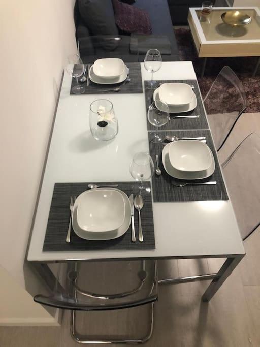 Stunning Apartment In Leeds- Financial District Leeds  Exterior photo