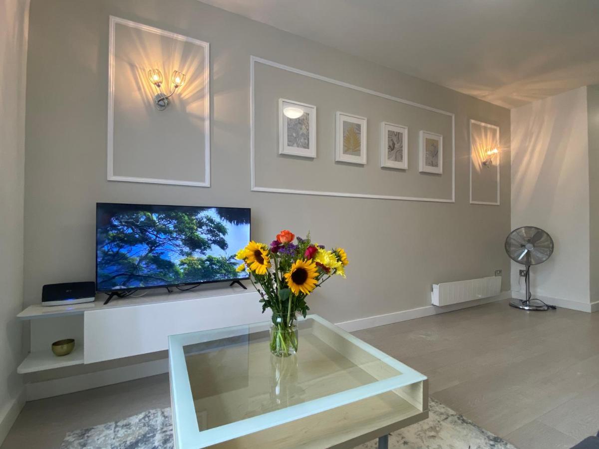 Stunning Apartment In Leeds- Financial District Leeds  Exterior photo